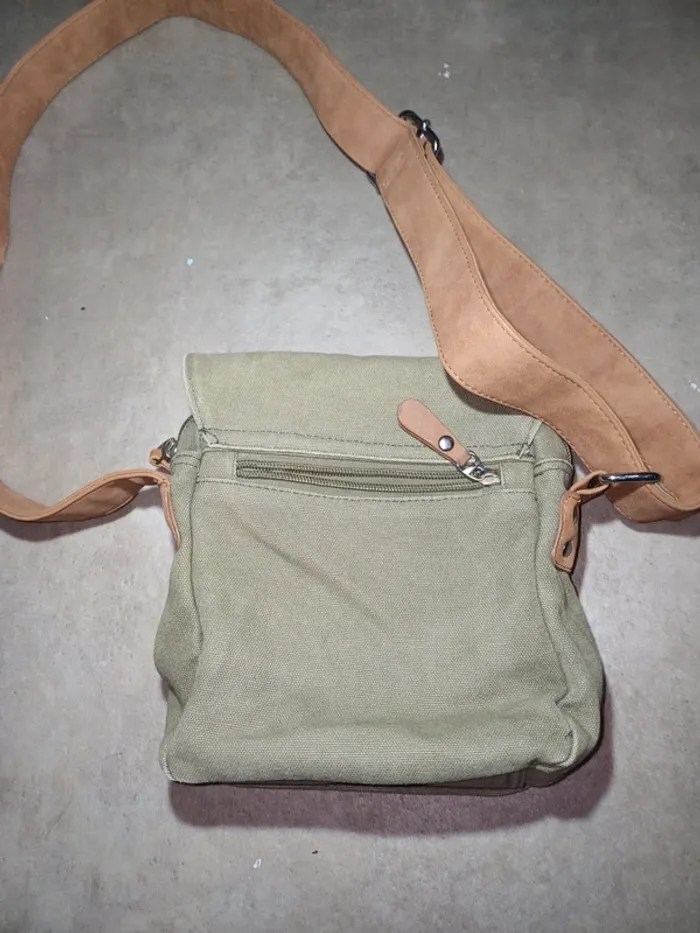 Sacs à bandoulière vintage sans marque - photo numéro 4