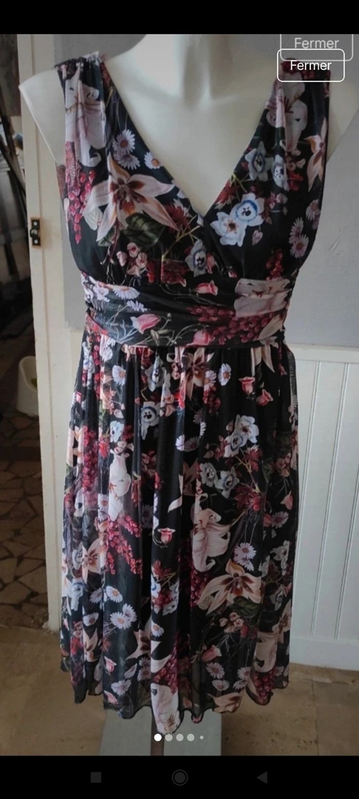 Très belle robe femme f1 - photo numéro 2