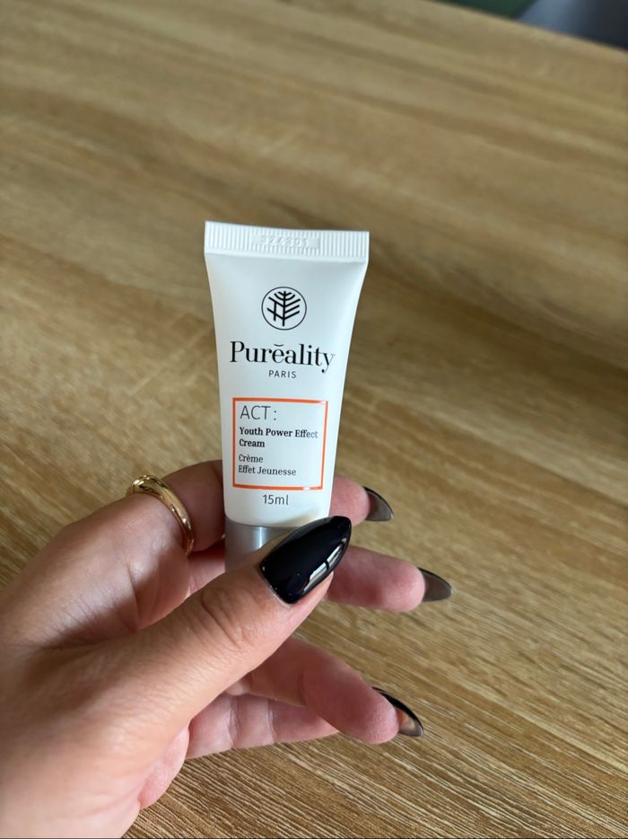 Crème effet jeunesse - photo numéro 5