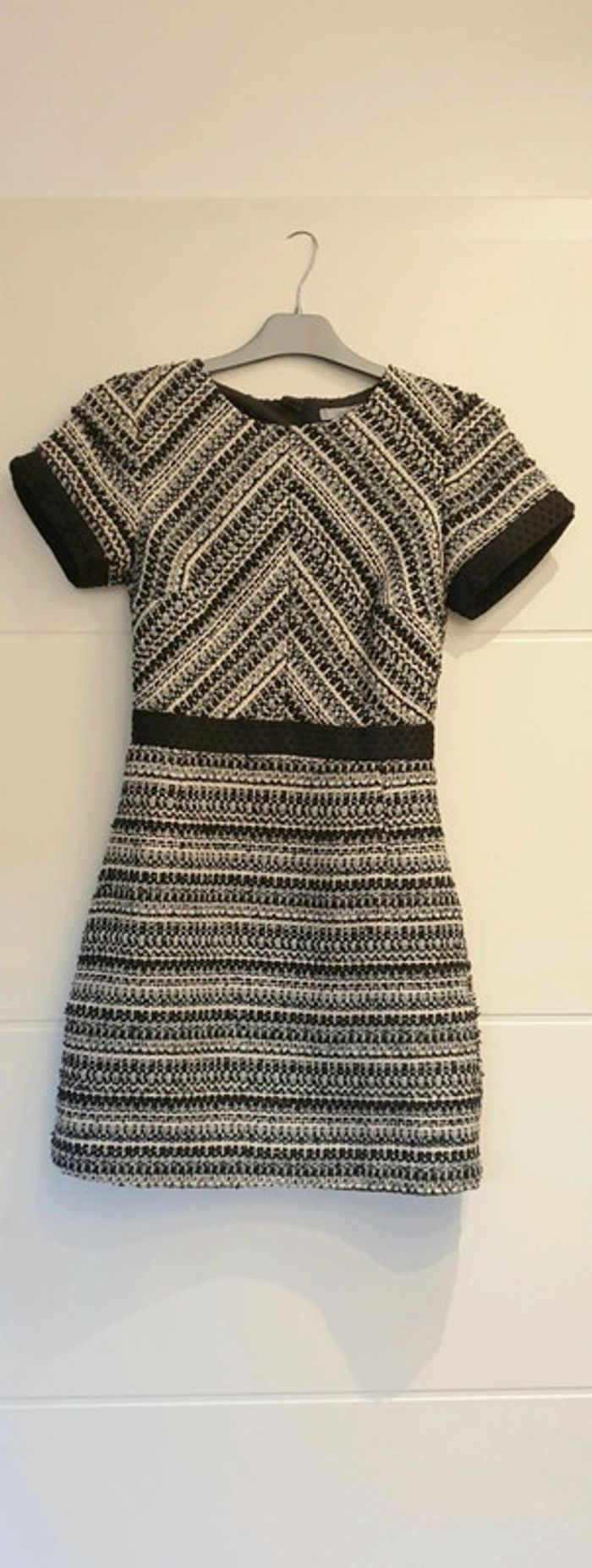 Robe chic tweed, taille 34, H&M - photo numéro 2