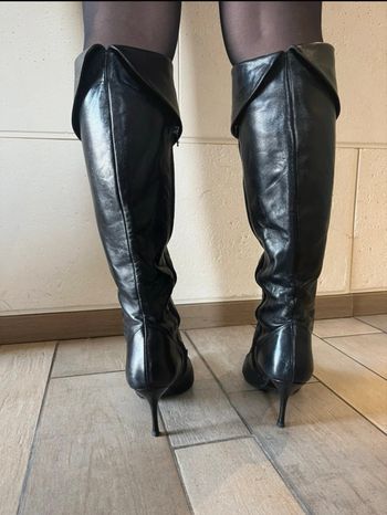 Bottes hautes en cuir noir