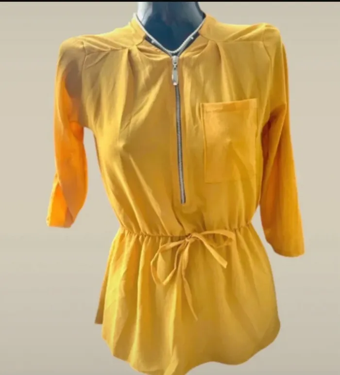 Blouse légère jaune taille 38