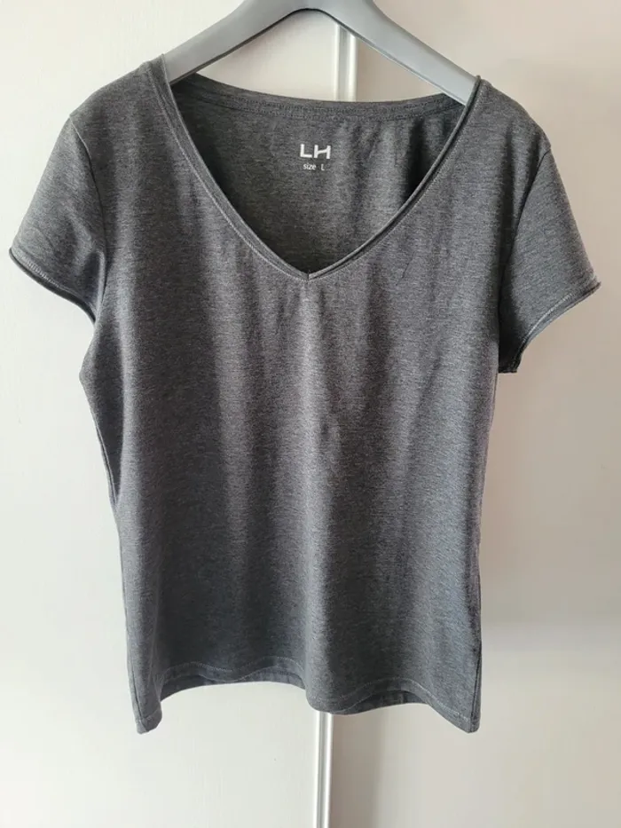 T-shirt gris taille L