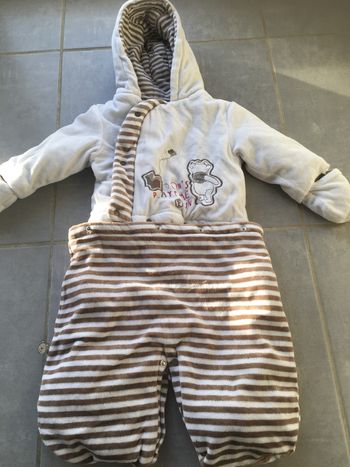 Combinaison winnie 9 mois