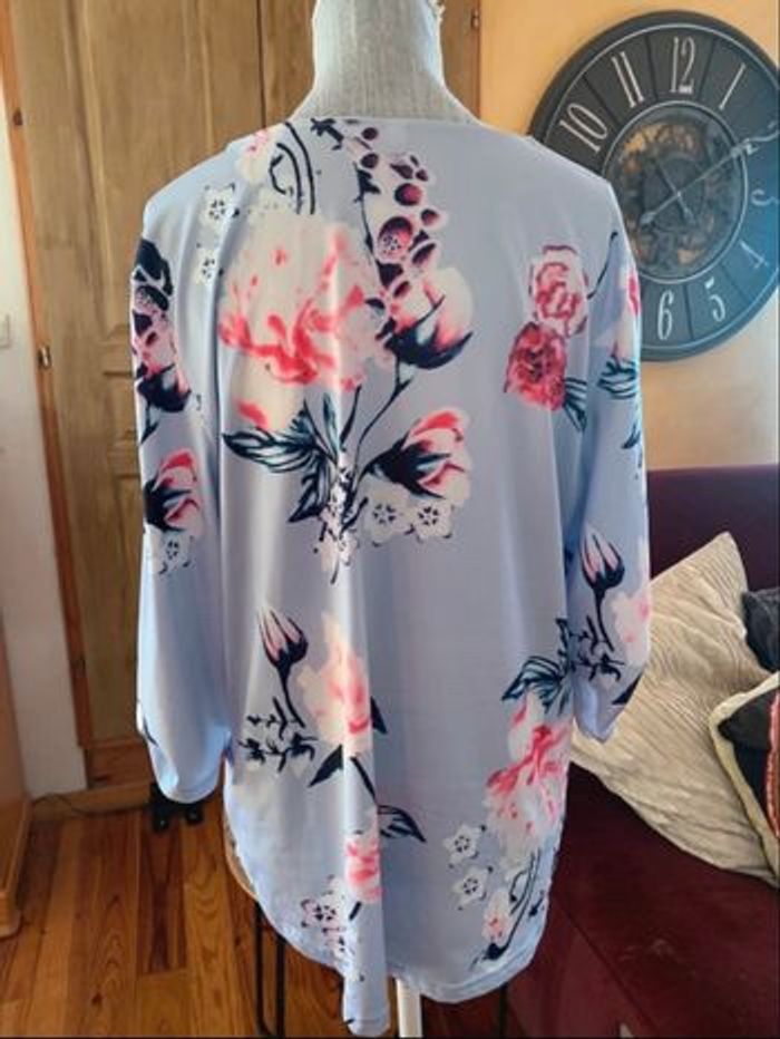 ✨ Blouse fluide à imprimé floral et fermeture zippée ✨ - photo numéro 5