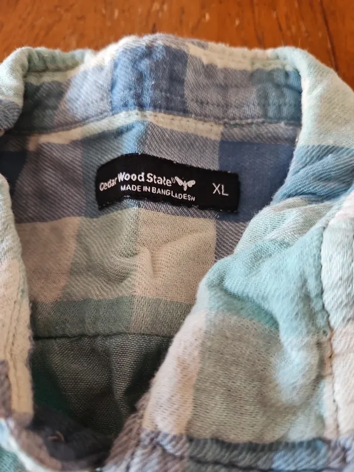2 chemises L XL - photo numéro 3