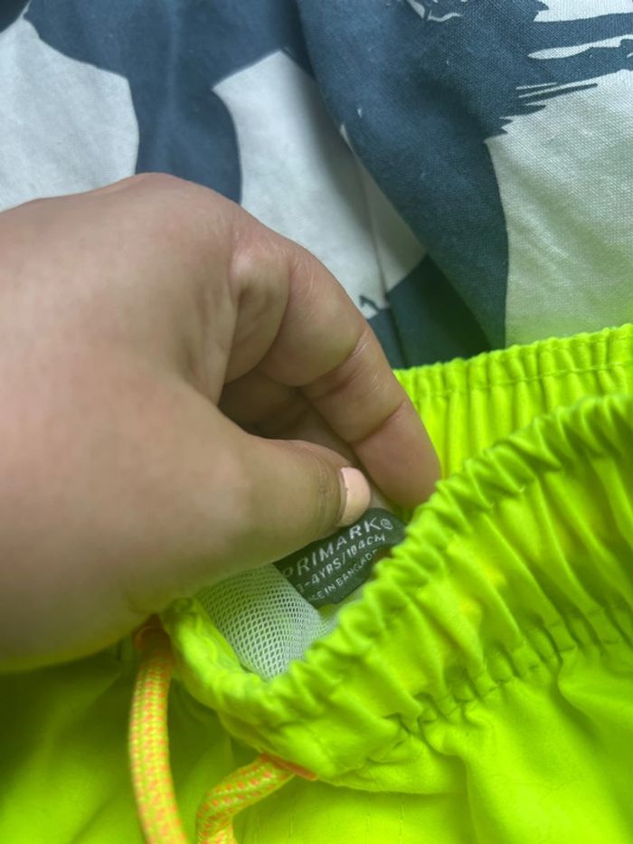 Shirt de bain jaune fluo 3 4 ans garçon - photo numéro 2