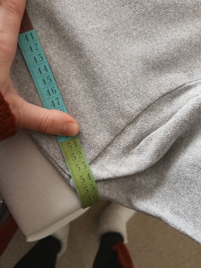 Sweat "You Are Loved" - photo numéro 6