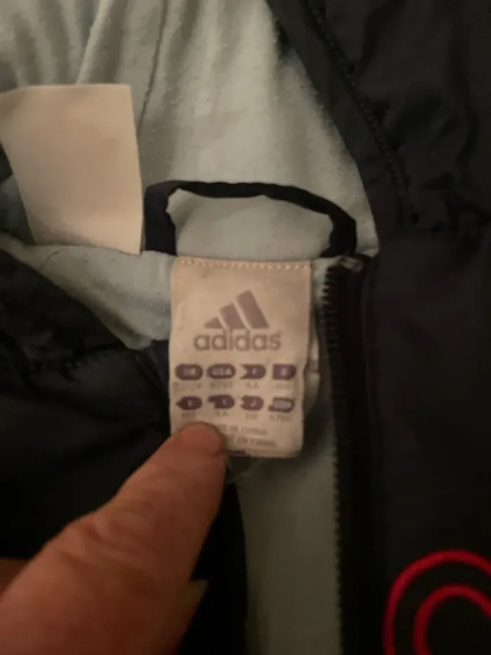 Doudoune addidas 4 ans - photo numéro 2