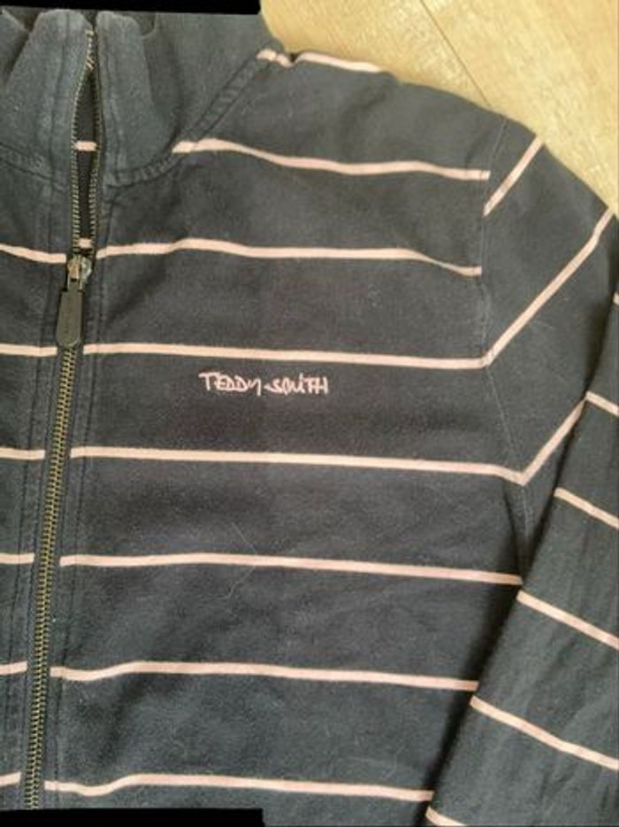 Pull strech taille M - photo numéro 4