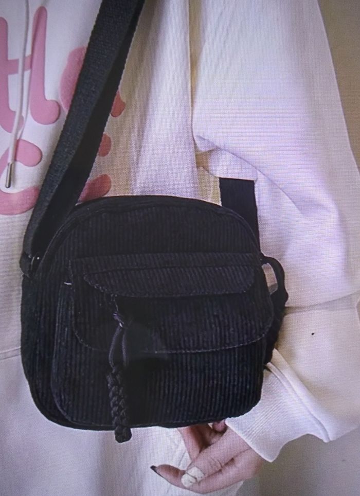 Petit sac noir - photo numéro 2