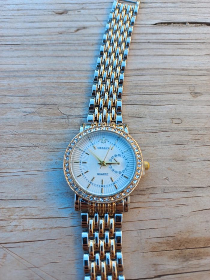 Montre neuf - photo numéro 4