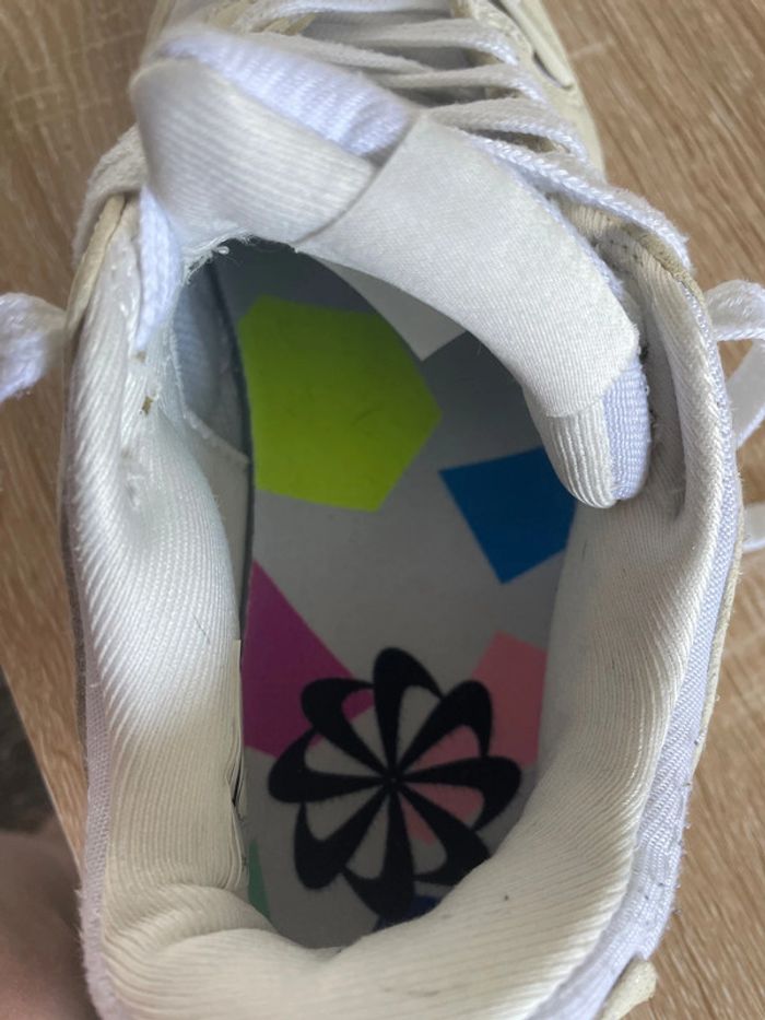Baskets blanches et jaune pâle/crème - photo numéro 4