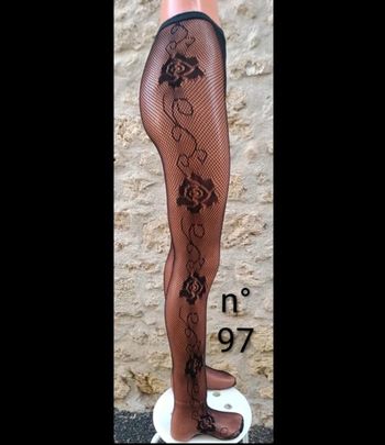 Collant résille motif fantaisie florale sur les côtés