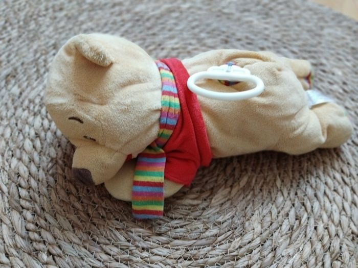 Peluche musicale Winnie l'ourson, Disney