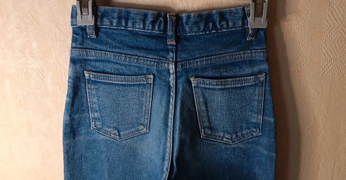 Jeans fille 10 ans - photo numéro 4