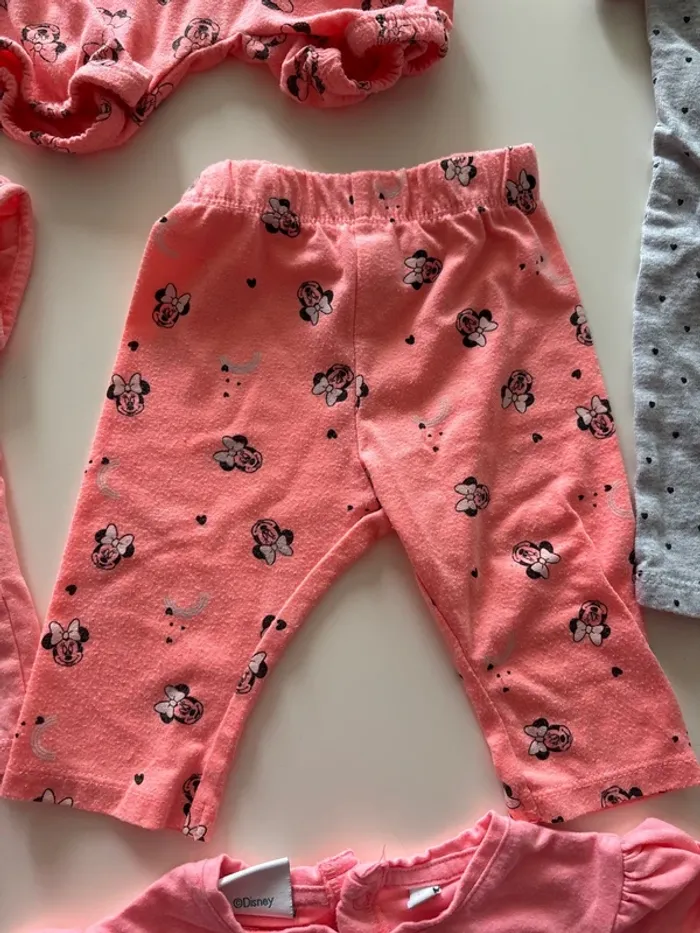 Lot Minnie en 12 mois - photo numéro 5