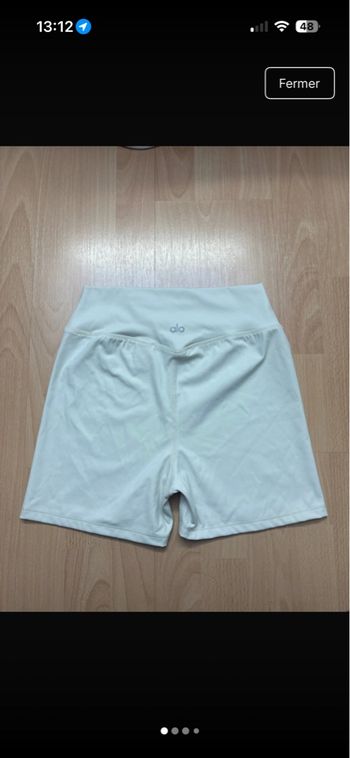 Short femme sport alo yoga 