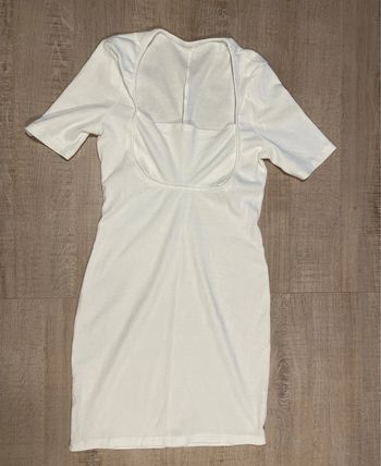 Robe ou fond de robe crème S SHEIN