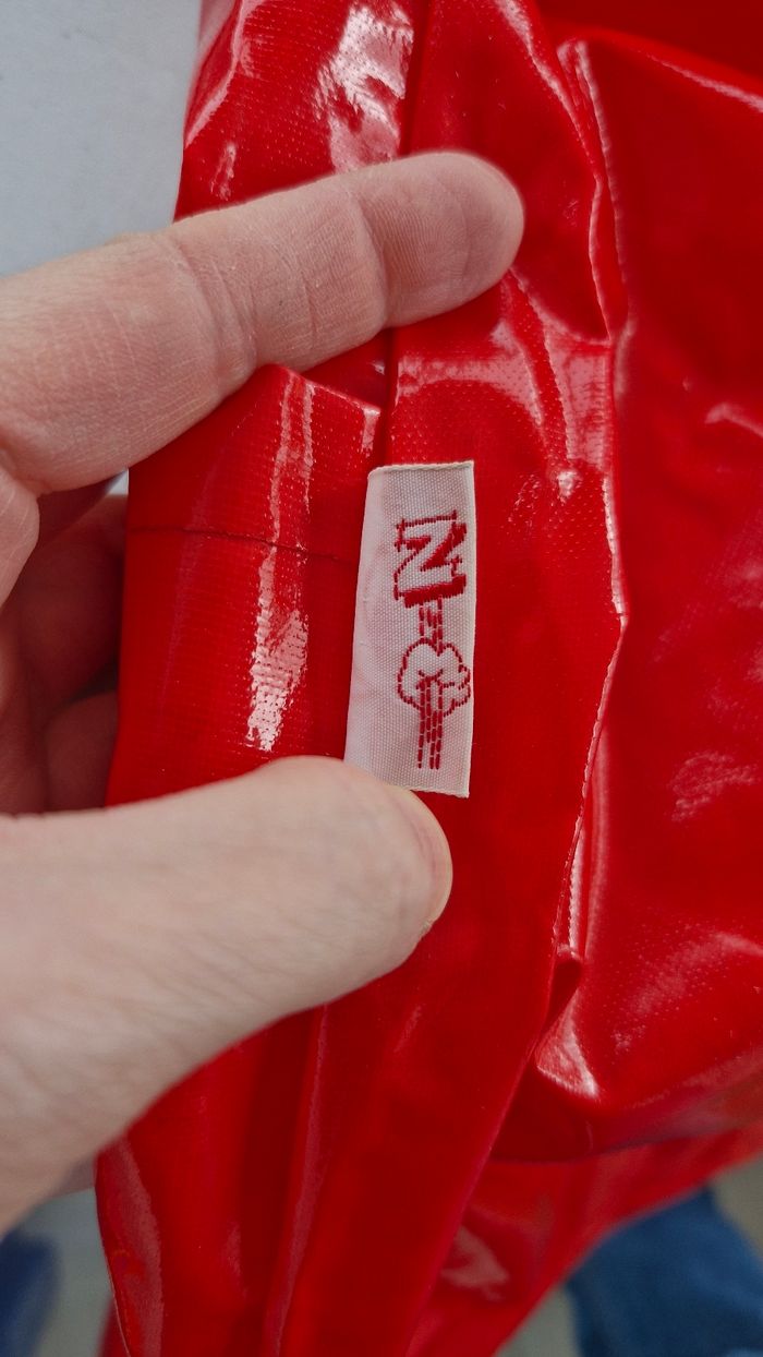 Ciré rétro rouge brillant fille 8 ans - photo numéro 6