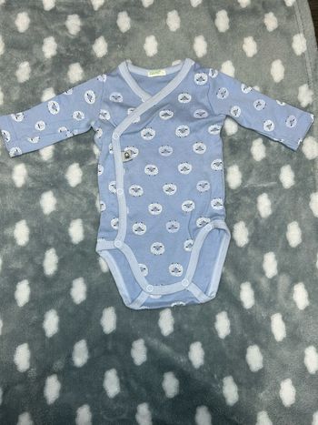 Lot vêtements 1 mois