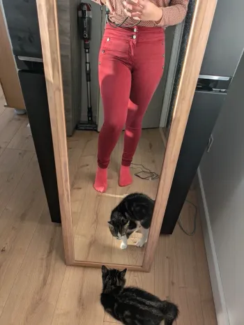 Pantalon rouge bordeaux