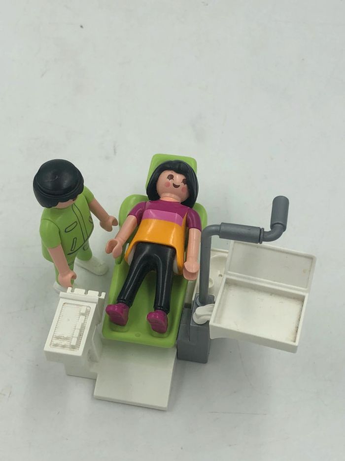 Figurines + dentiste Playmobil 1993 - photo numéro 2