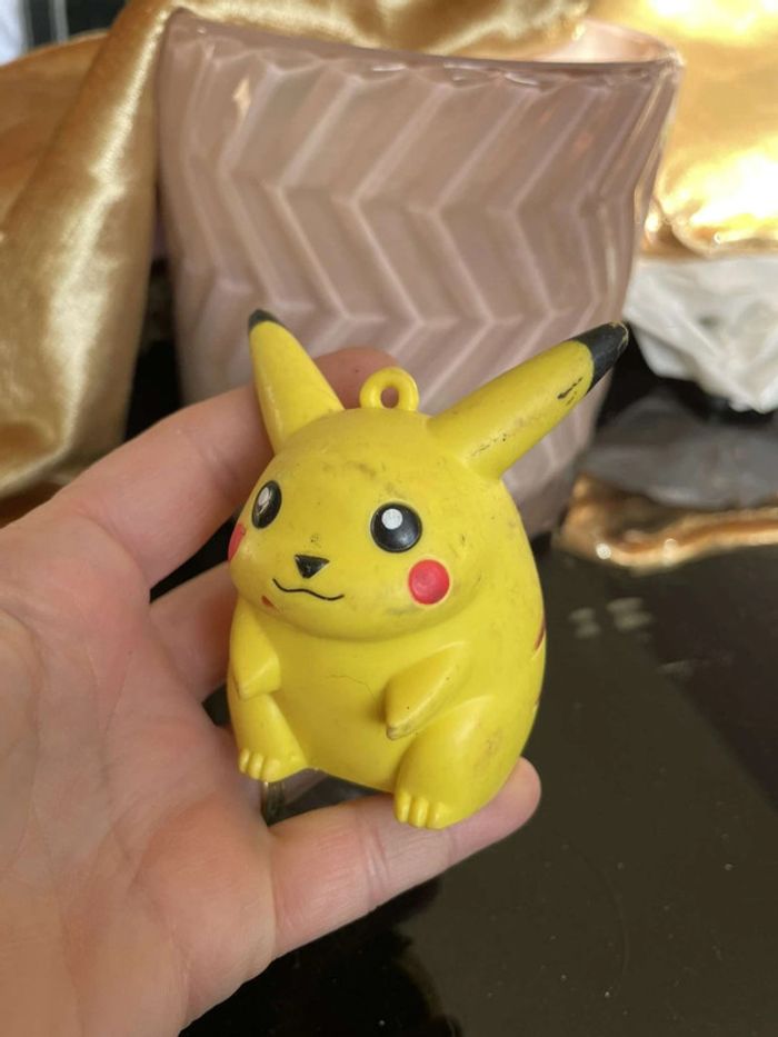 Figurine Porte-clés Vintage Pikachu Pokémon 1999 - photo numéro 3