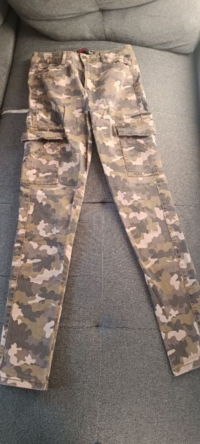 Pantalon style camouflage