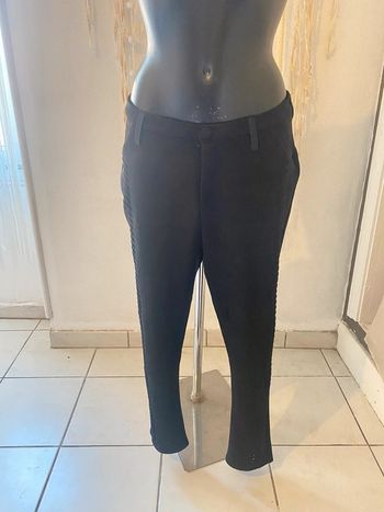 Pantalon style daim Léo & Ugo