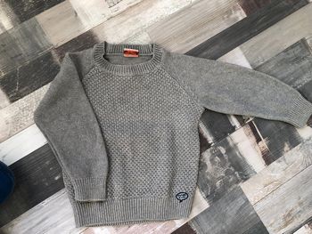 Pull tao 2 ans