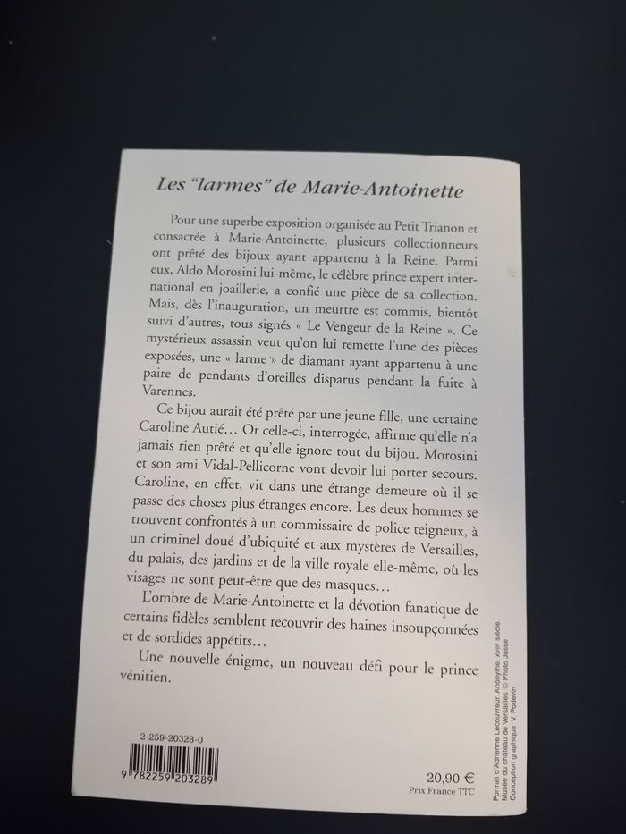 Livre "Les larmes de Marie-Antoinette" - photo numéro 2