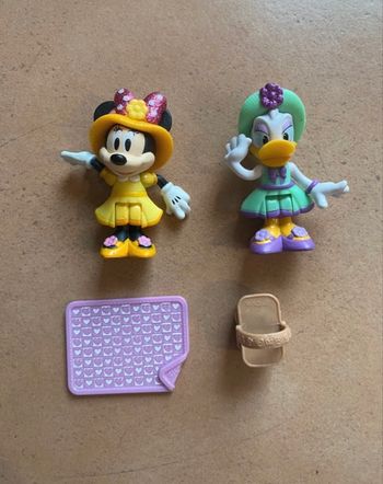 Minnie et Daisy le goûter 