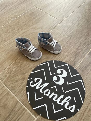 Chaussures bébé 0-6 mois