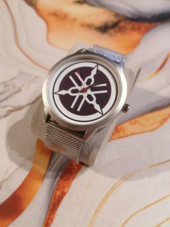 Montre Yamaha