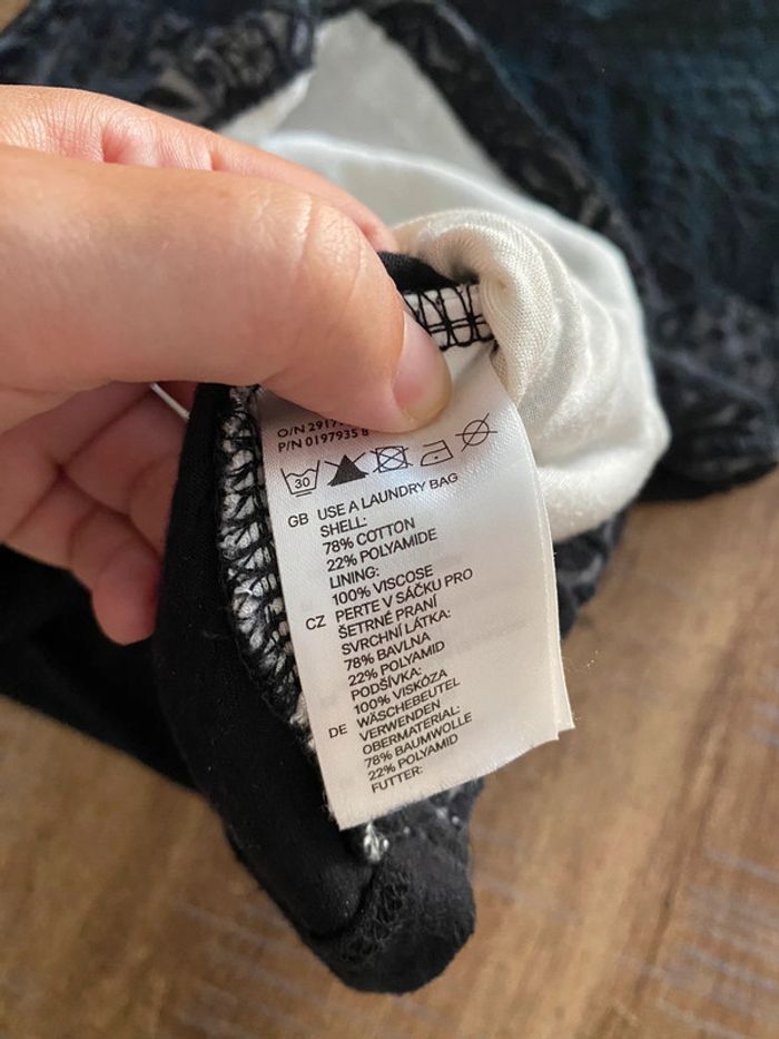 Debardeur brodé taille 36 H&M - photo numéro 6
