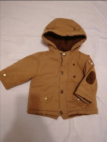 Manteau taille 9 mois