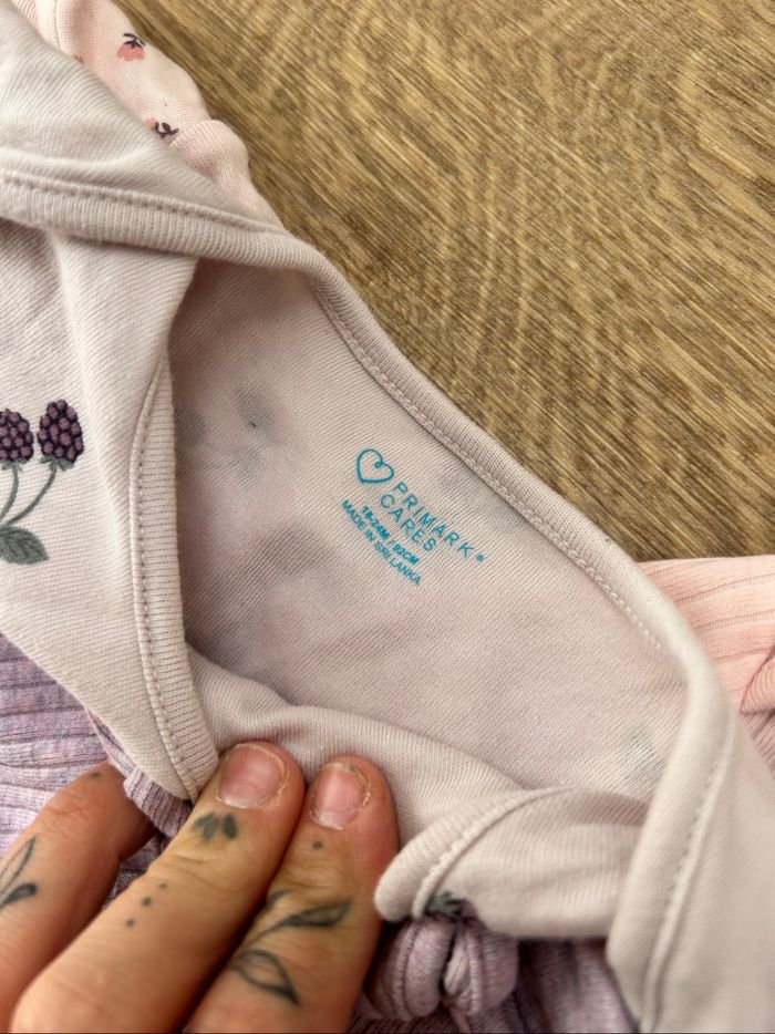 Lot de bodies - photo numéro 2