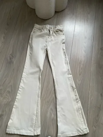 Pantalon flare beige Bershka