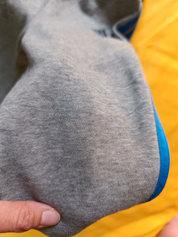Jogging et tee-shirt Adidas 2 ans - photo numéro 5