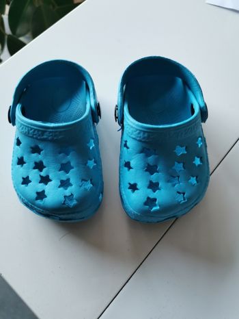 Chaussures pour enfant taille 19
