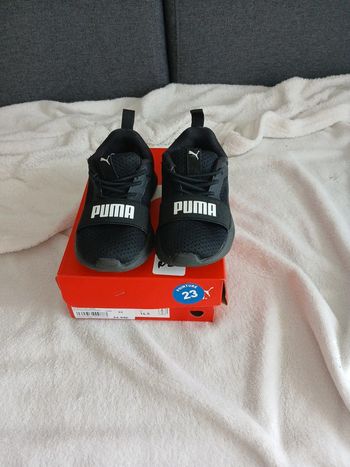Basket taille 23