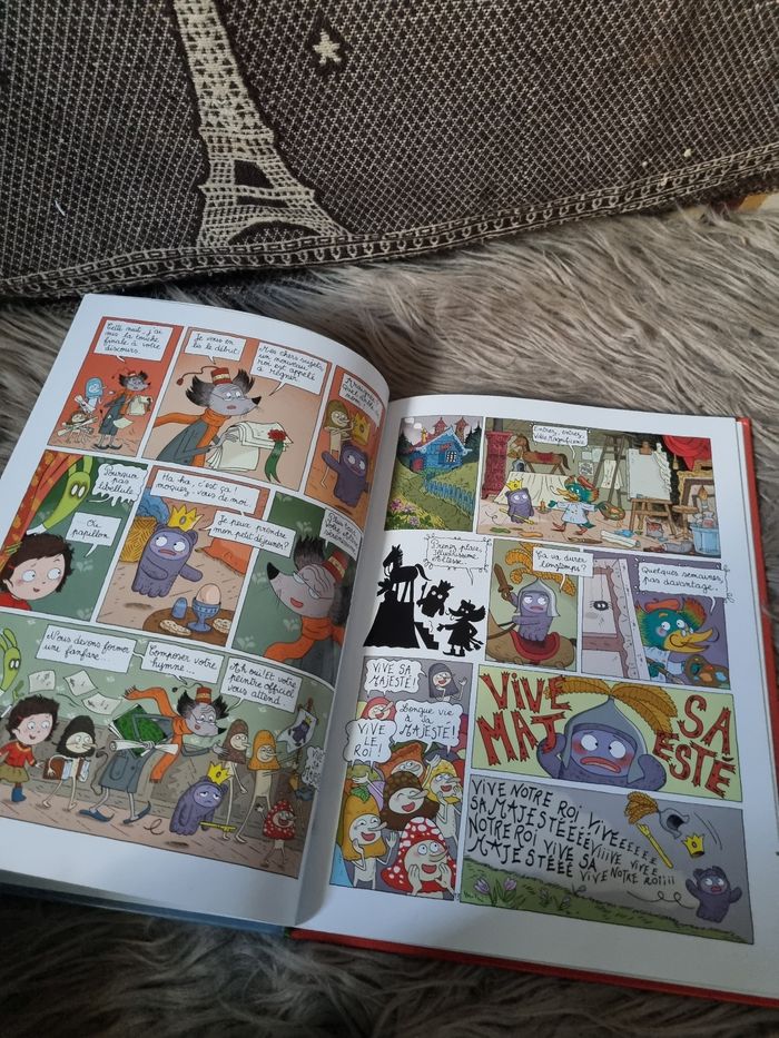 Livre Hôtel Étrange 3 "Sa Majesté des Champignons 🍄 " - photo numéro 5