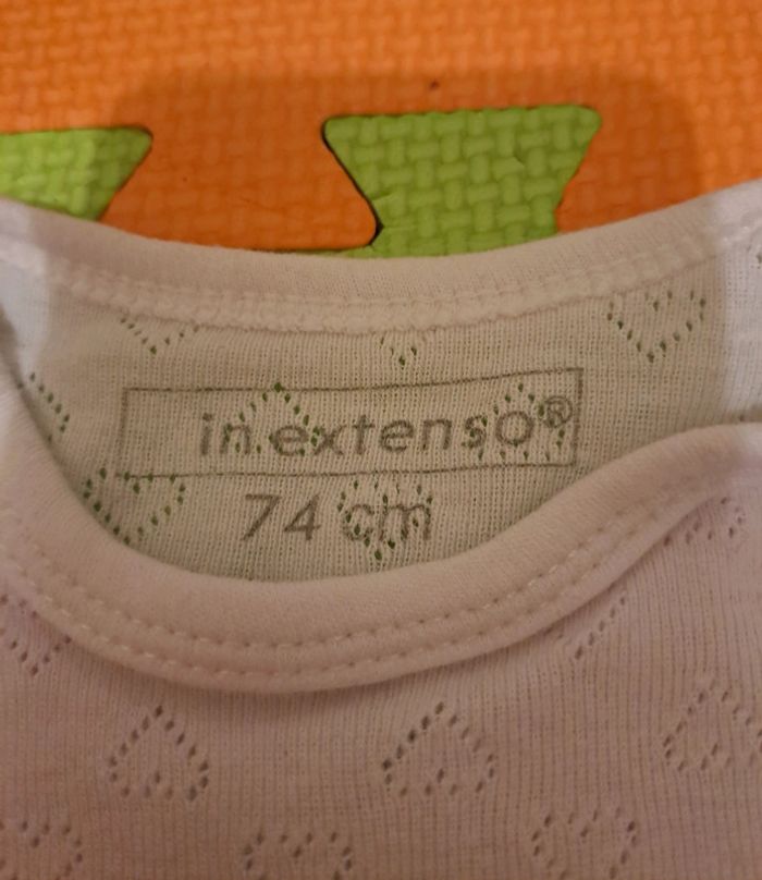 Body manches courtes blanc, in extenso, taille 12 mois (74 cm) - photo numéro 3