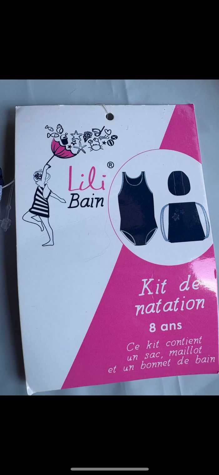 Kit natation 8 ans neuf - photo numéro 3