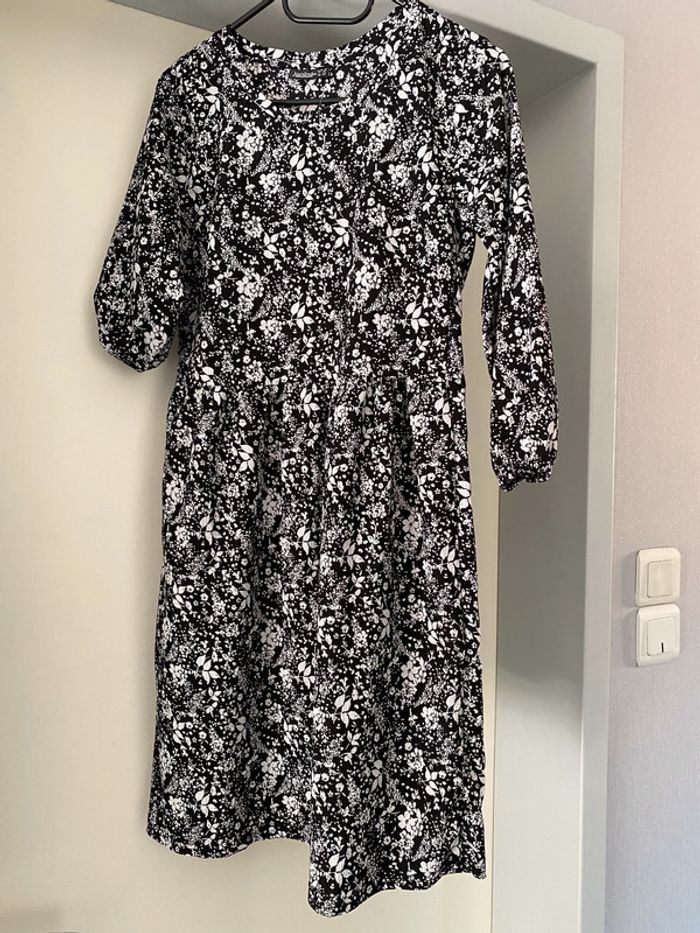 Robe Janina Taille 40 - photo numéro 3
