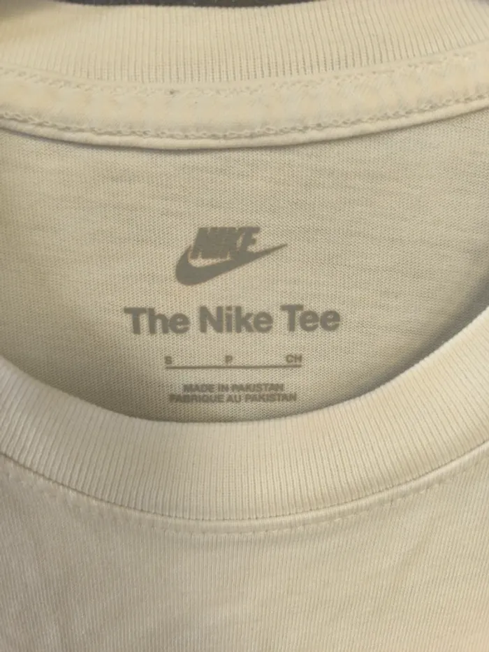 327243 tee-shirt MC blanc homme S nike neuf sans étiquette - photo numéro 2