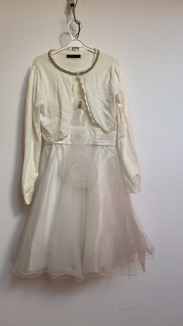 Robe pour mariage blanche avec gilet - photo numéro 3