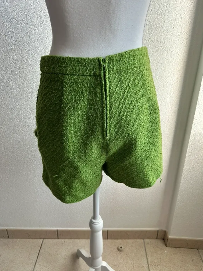 Jupe short verte - photo numéro 3