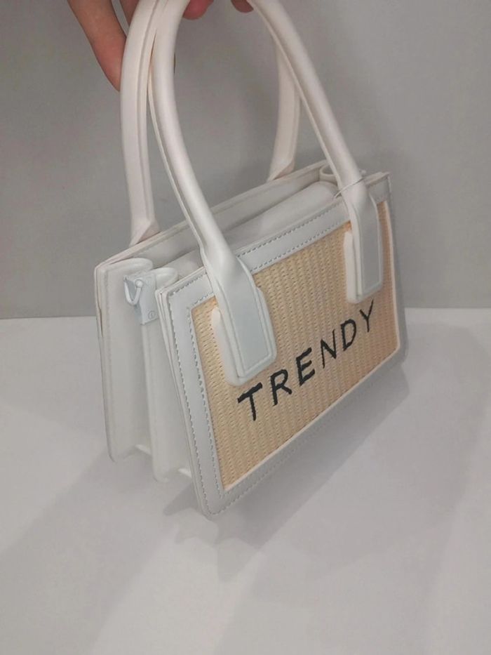 Sac à main Tom & Eva trendy blanc en similicuir et en tressé - photo numéro 4